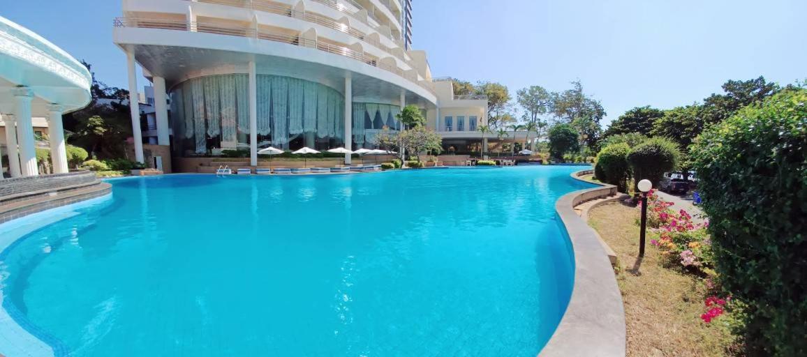 Adriatic Palace Hotel Pattaja Kültér fotó